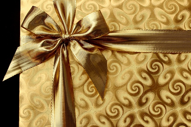 gift-1008894_640